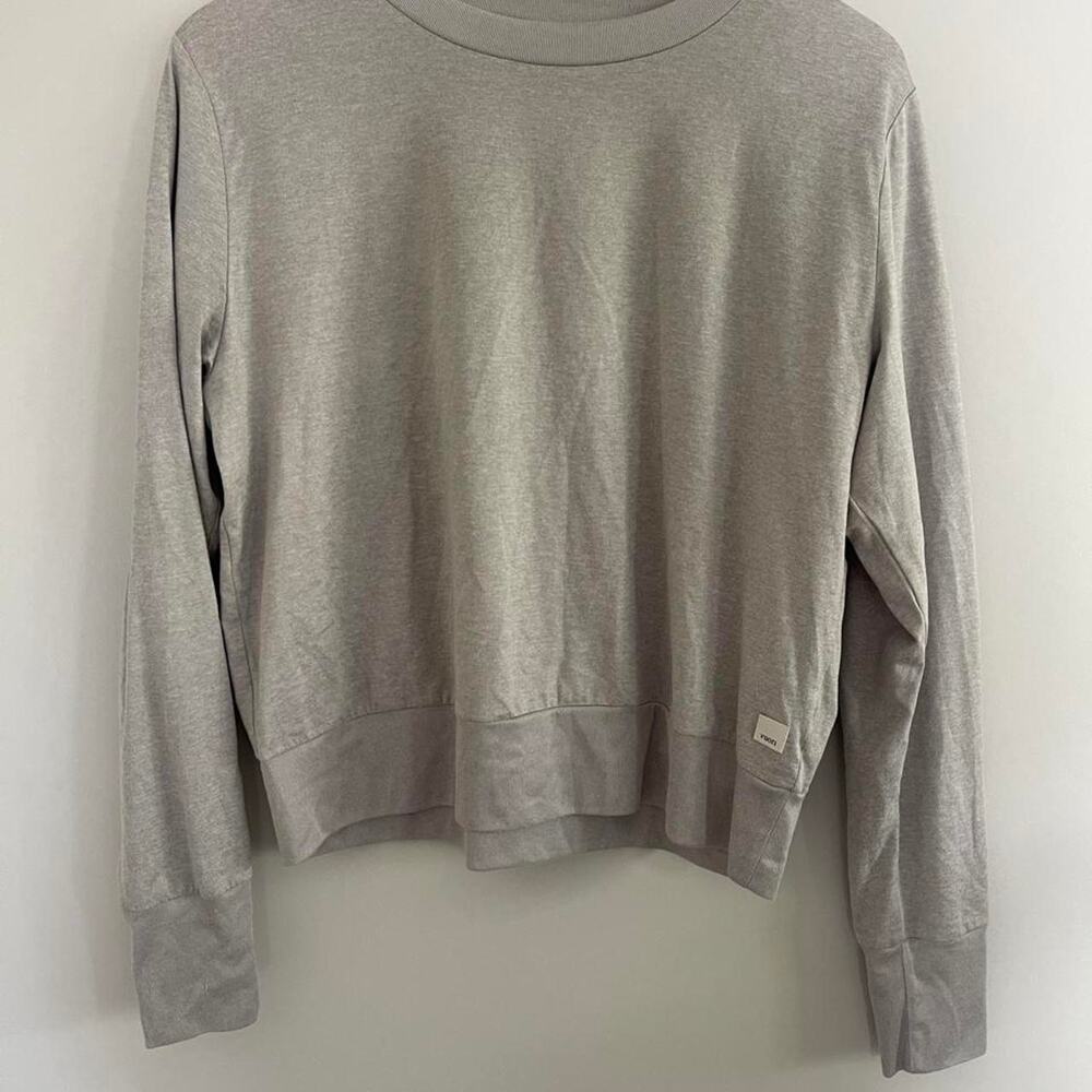 Vuori Daydream Crew Long Sleeve Light Heather Gray – Size S